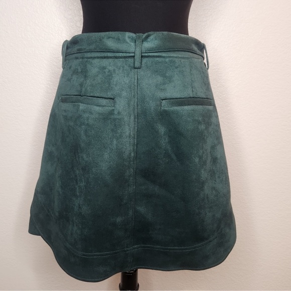 BCBG miniskirt faux suede hunter green - Picture 3 of 6